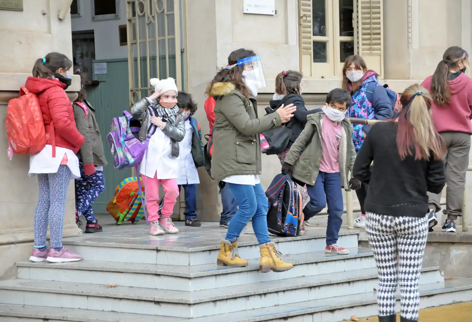 Alumnos de todos los niveles retornaron a las aulas físicas en la ciudad.
