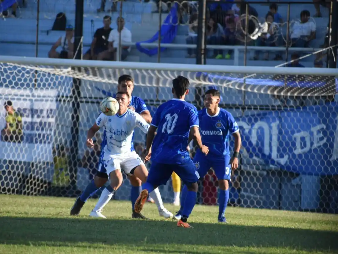 La Crema perdió 3 a 1 en Formosa. Foto:Prensa AR