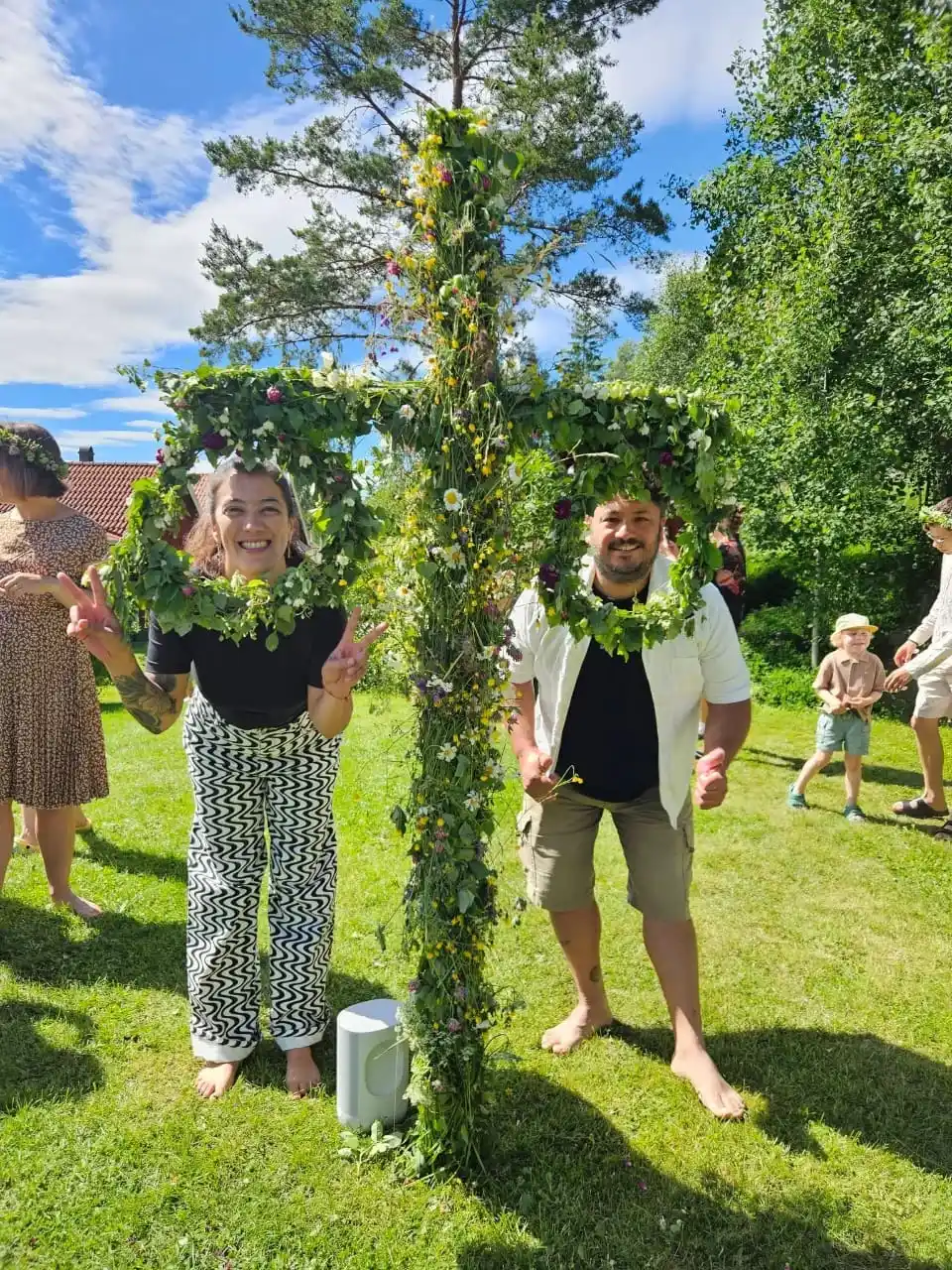 Belén y Esteban en Fiesta del Solsticio de Verano-