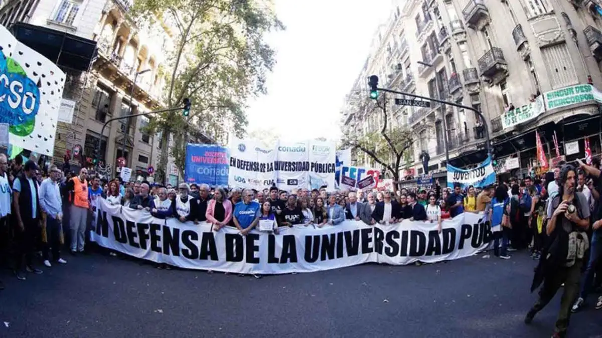 La Justicia puso en revisión la cautelar sobre Financiamiento Universitario.