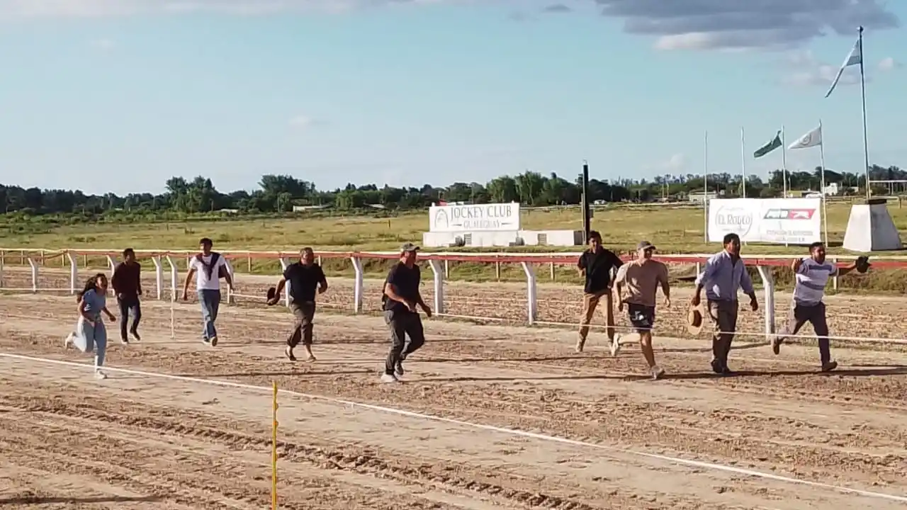 Turf: Mantecosa se impuso en el Gran Premio “Gury” Cáceres