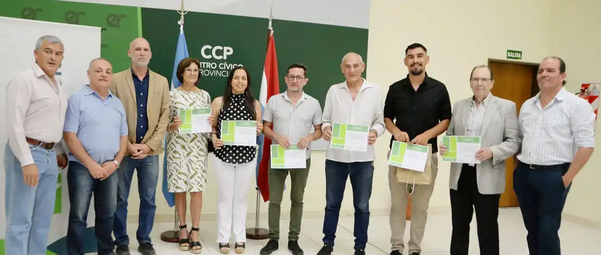 Se realizó la inauguración y premiación del 4° Salón de Fotografía de Entre Ríos