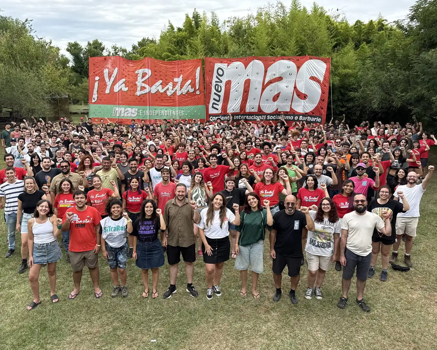 La foto que criticó Adorni por la escasa concurrencia al "campamento anticapitalista".