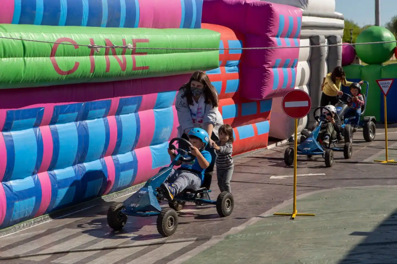 Pista de Educación Vial en el Parque de la Niñez