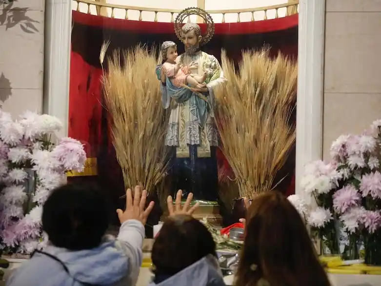 La historia de San Cayetano y por qué, en la Argentina, se lo considera el patrono del pan y el trabajo. Foto: Ricardo Pristupluk