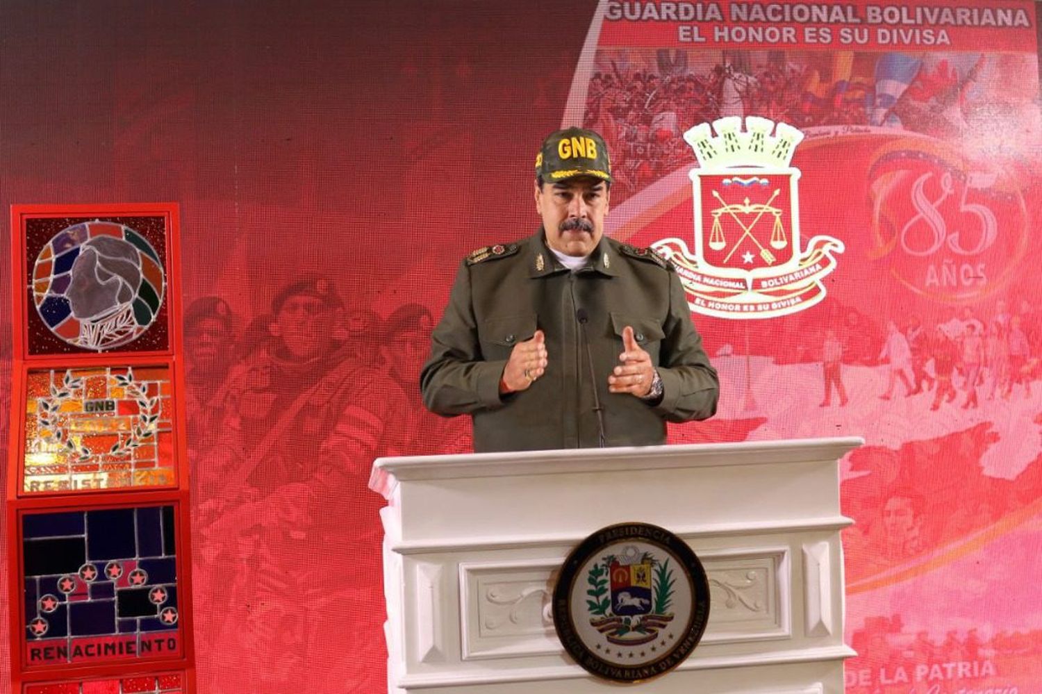 ¡UNA VEZ MÁS SE AUSENTA! Maduro envía mensaje grabado a la GNB en su aniversario 85