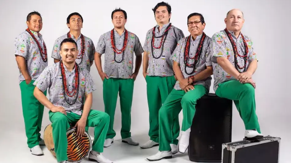 Desde la selva peruana, llega a la Argentina la banda "Los Mirlos"