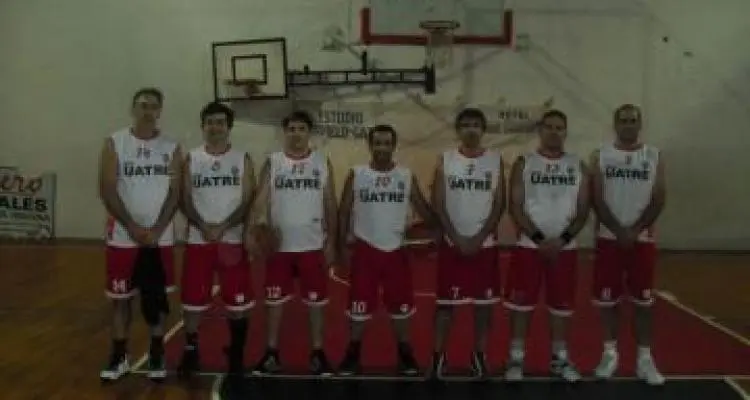 Mitre ganó uno y perdió dos