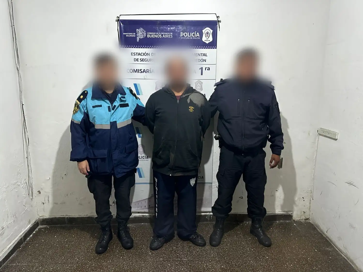 Un hombre de 36 años fue aprehendido luego de protagonizar disturbios en la vía pública