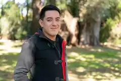 De imitar a Shakira en el recreo y a Lía Crucet en un 15 con ropa hecha por su bisabuela a ser la revelación de ShowMatch: Iván Ramírez