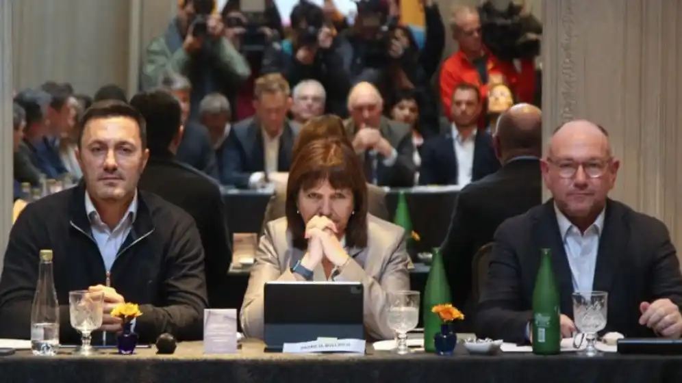 Tras anunciar a Melconian en Economía, Bullrich presentó al resto de su equipo de gobierno