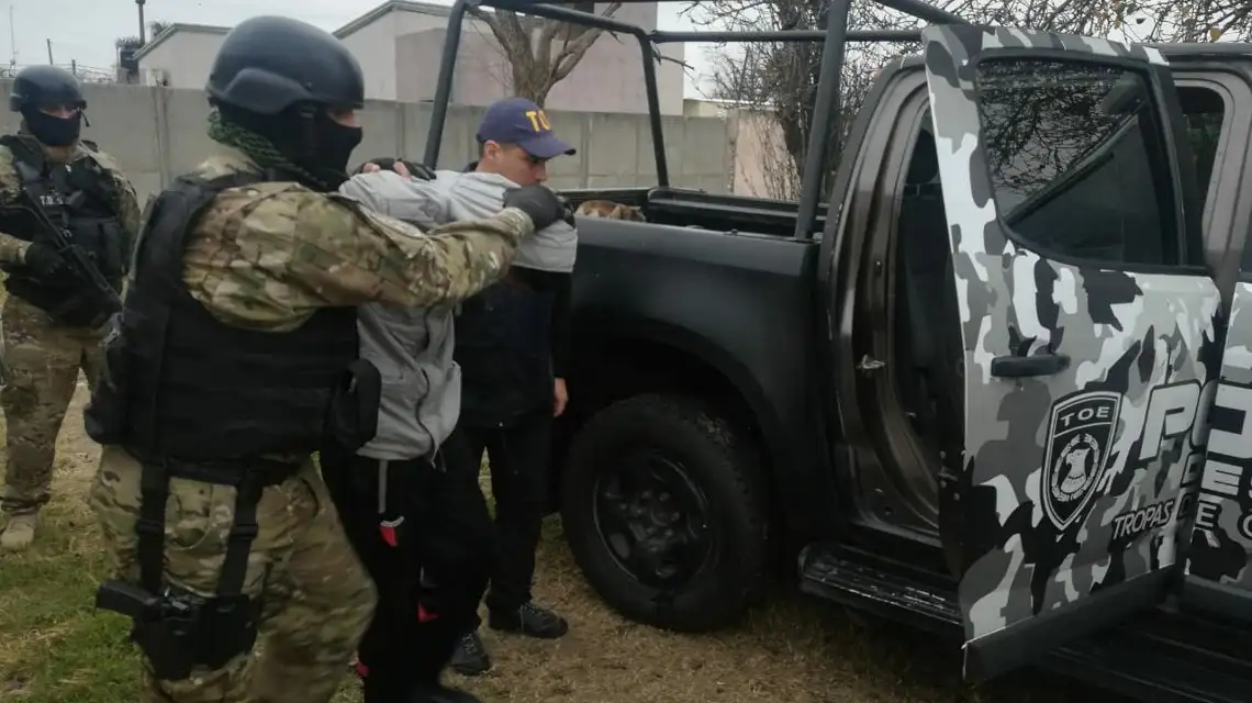 Detuvieron a un hombre que estaba prófugo por homicidio