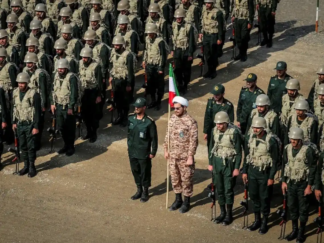 Irán