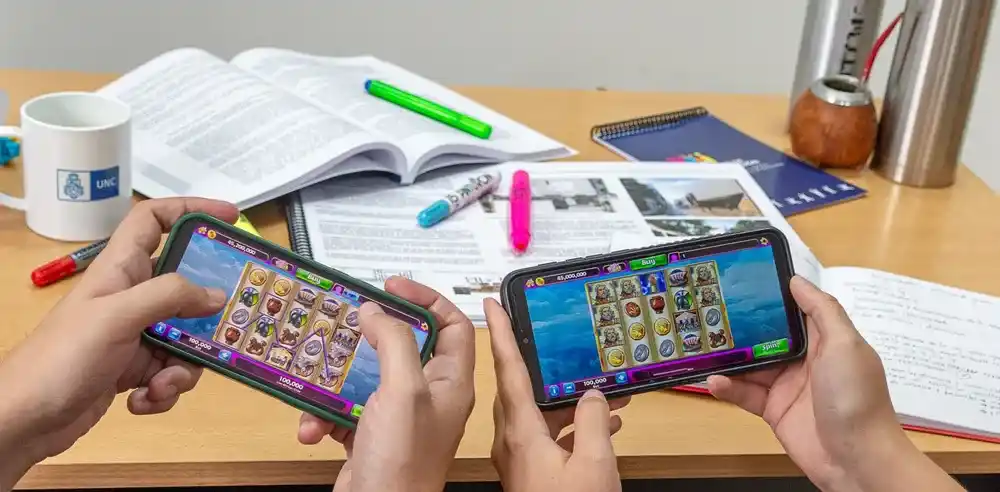 Alerta por ludopatía infantil: impulsan leyes para frenar las apuestas online en escuelas bonaerenses