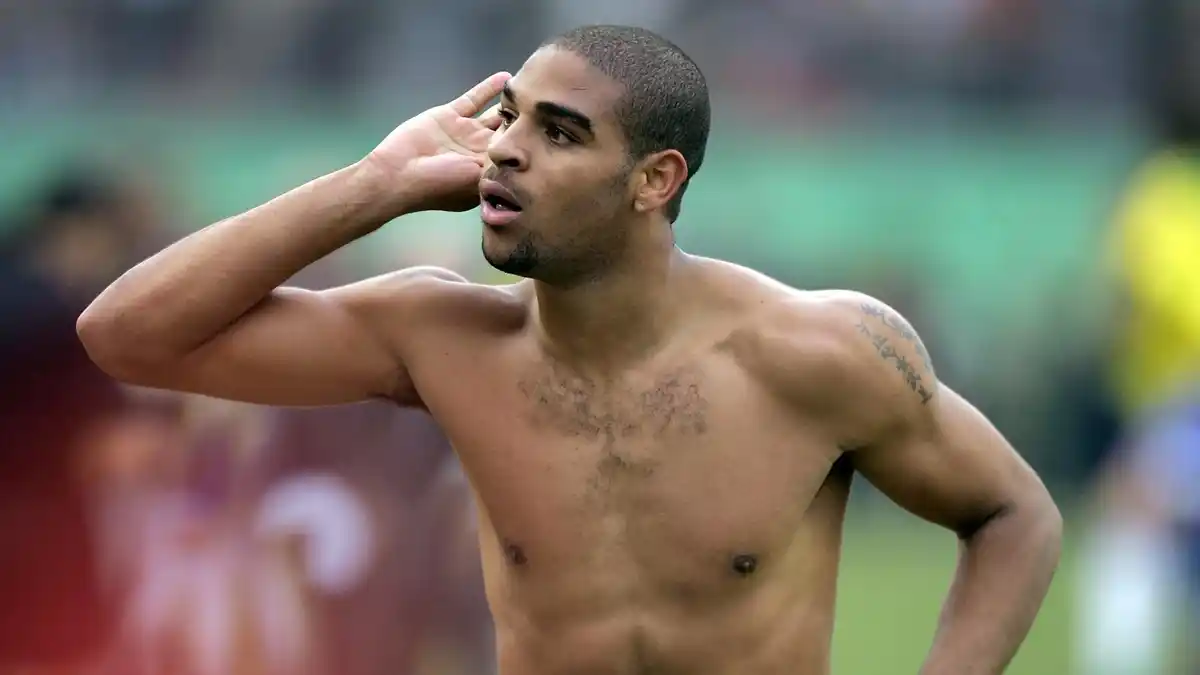 Futbolistas que Perdieron toda su Fortuna - Interna 3