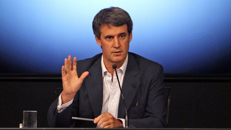 Alfonso Prat Gay afirmó que la deuda con los holdouts es de 9.882 millones de dólares