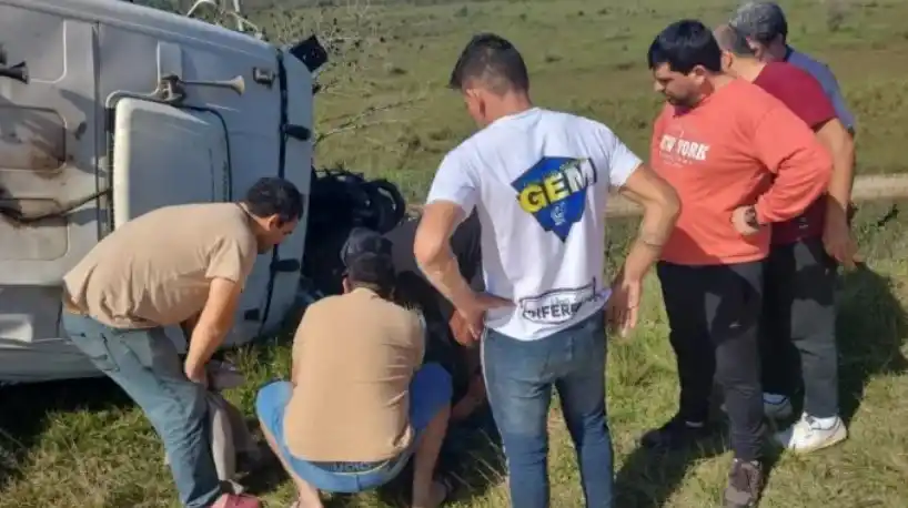 Inicialmente, se pensó que el chofer estaba bajo la influencia del alcohol o se había quedado dormido al volante. Sin embargo, se confirmó que sufrió un shock de hipoglucemia debido a que padece diabetes.