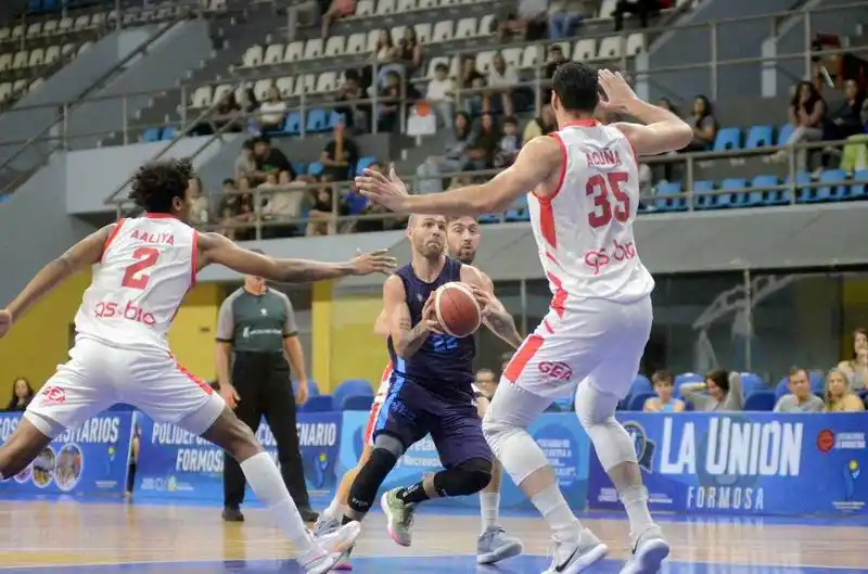 La Unión debutó con
derrota ante Instituto