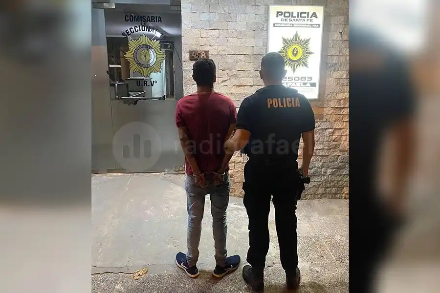 In fraganti: estaba intentando formar puertas de vehículos y lo detuvieron