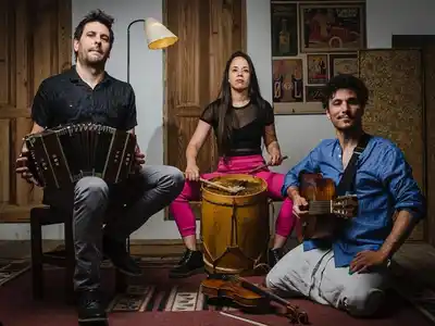 El trío “Nomás Así” presenta en Venado su nuevo disco “De muchas formas lo mismo”