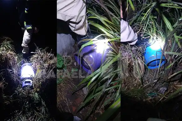 Un bulto amarillo, entre malezas, les llamó la atención: había una garrafa escondida