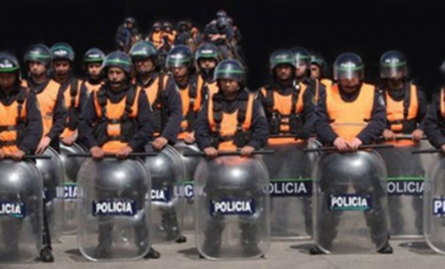 Conflicto policial: Se acuarteló la Infantería de la Bonaerense