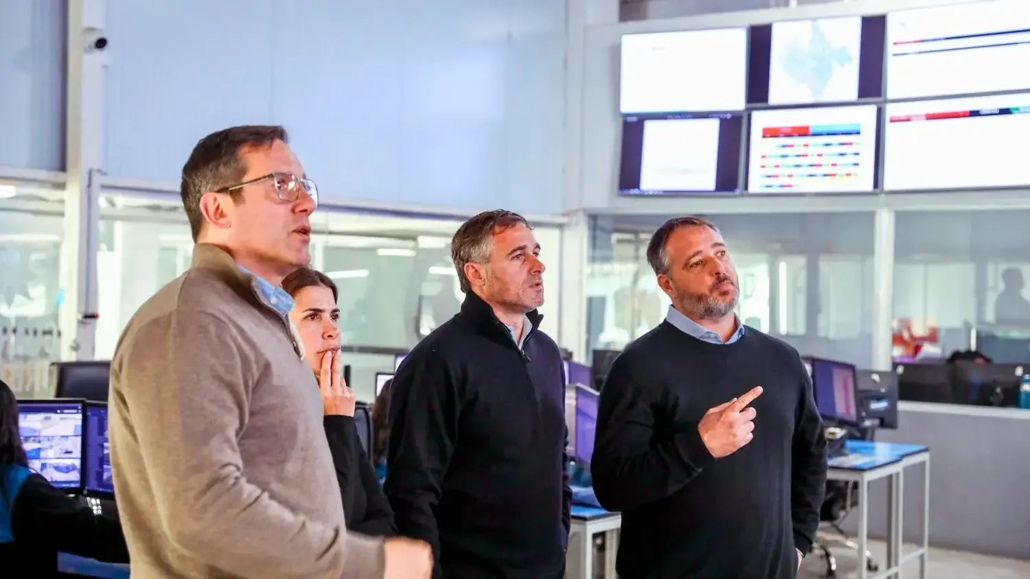El gobierno local destacó la inversión en tecnología para el COM.
