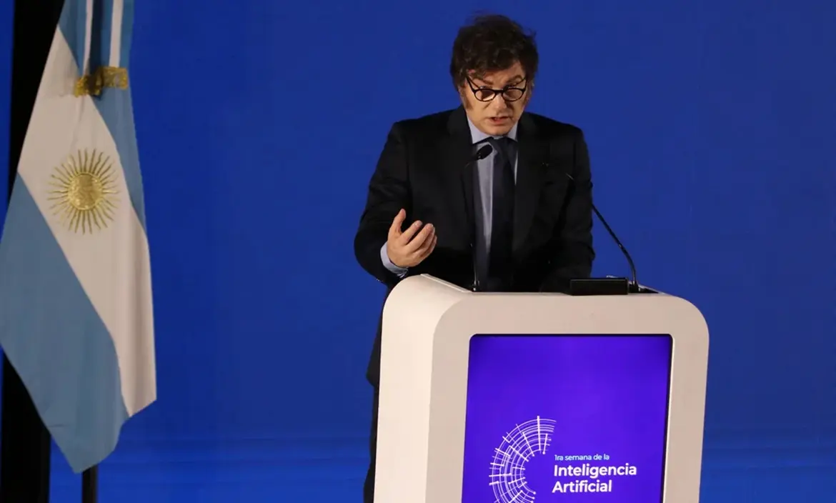 Javier Milei: "No vamos a hacer política monetaria ni fiscal para tratar de influir en el resultado electoral"