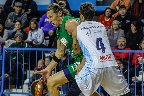 Walter Herrmann a sus 44 años está intacto.