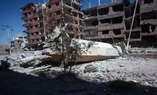 "Venganza" francesa: ataque sobre Siria deja centenares de civiles muertos