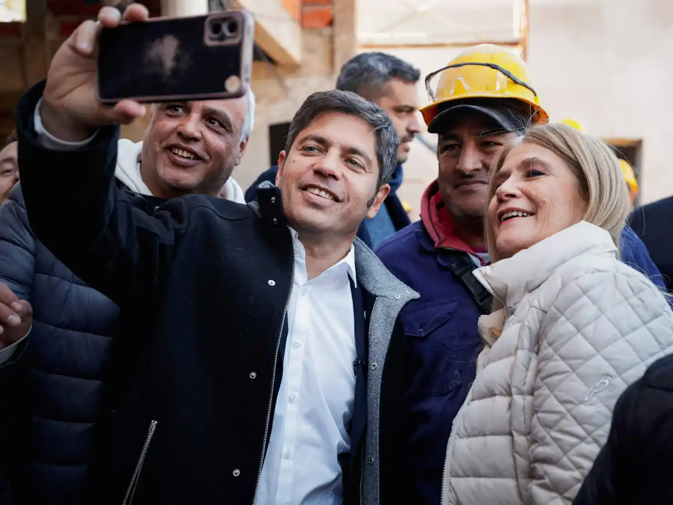 El gobernador Axel Kicillof, recorrió obras en Lomas de Zamora.