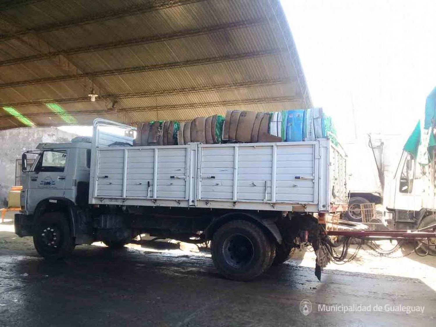 Gualeguay + Limpia : traslado de botellas y latas