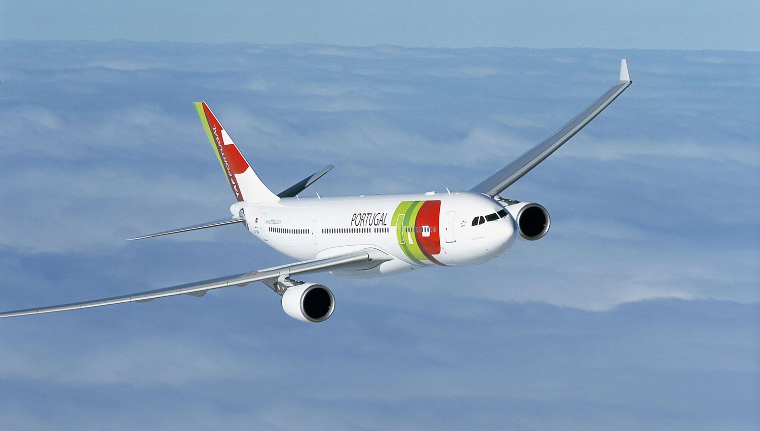 TAP Portugal vuelve a la carga con el sello Cargo en el fuselaje de sus aviones