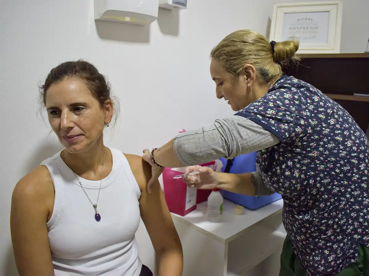 Recomiendan anticipar la vacunación antes del aumento de los casos de gripe