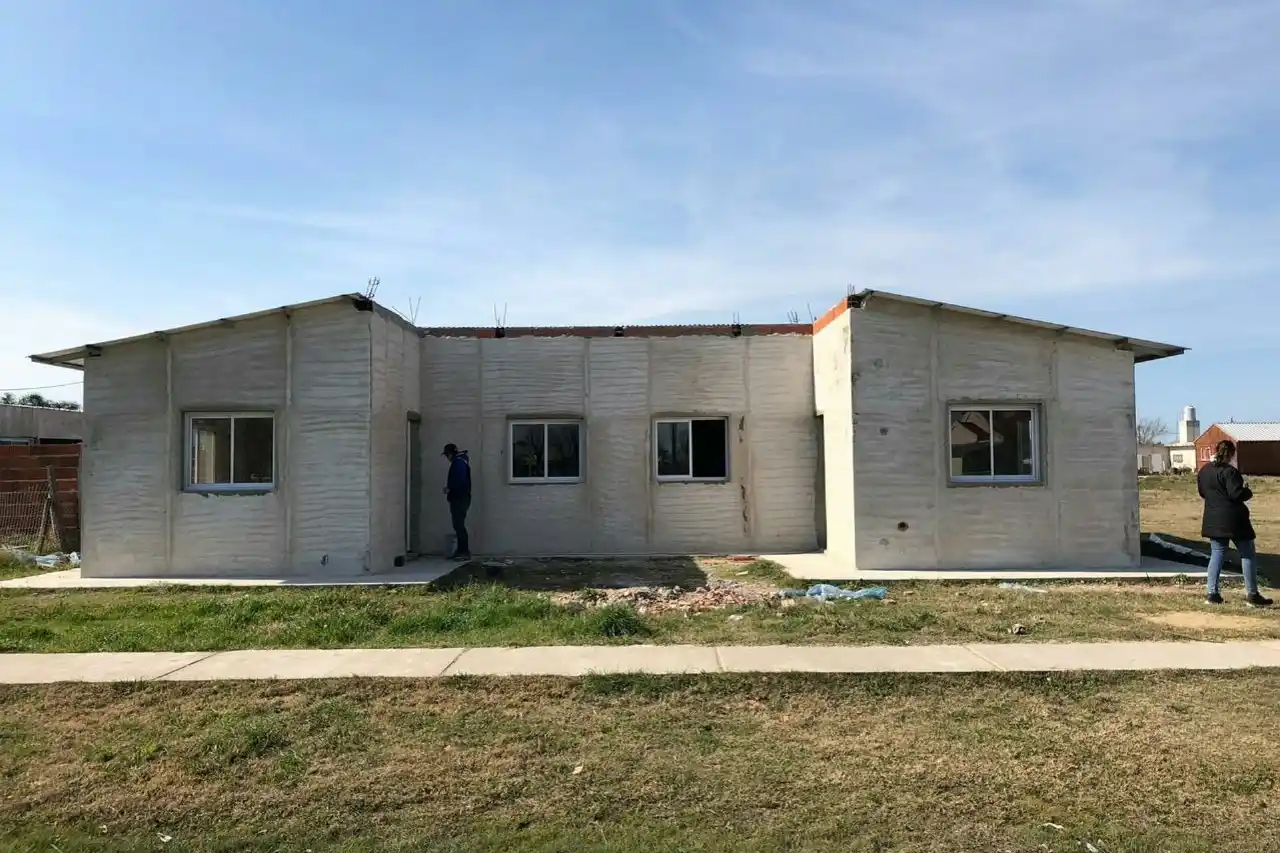 Landra indicó que la situación social y económica exige respuestas rápidas, que muchas veces no dependen de la Municipalidad