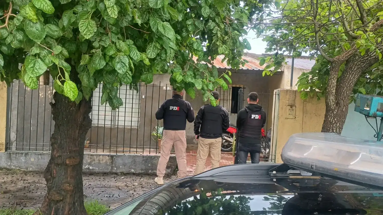 Detuvieron a un joven por golpear con la culata de un arma de fuego a un adolescente que iba para la escuela - 1