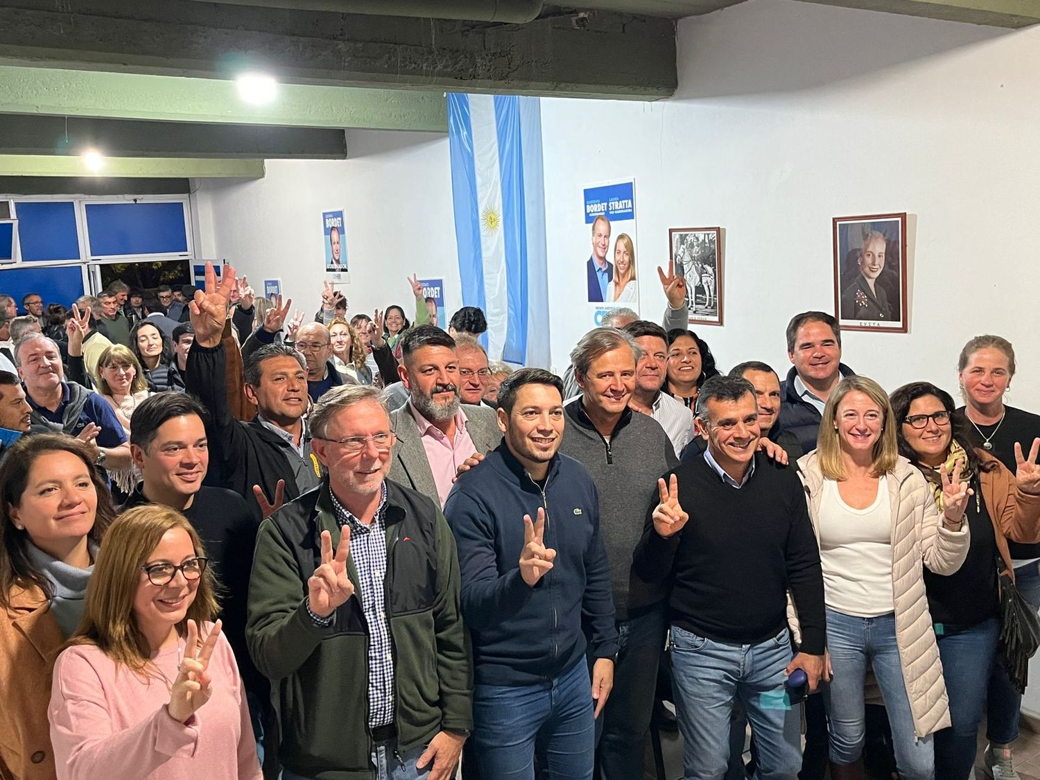 Bahl se reunió con referentes del departamento Gualeguaychú en su primera visita como precandidato a gobernador