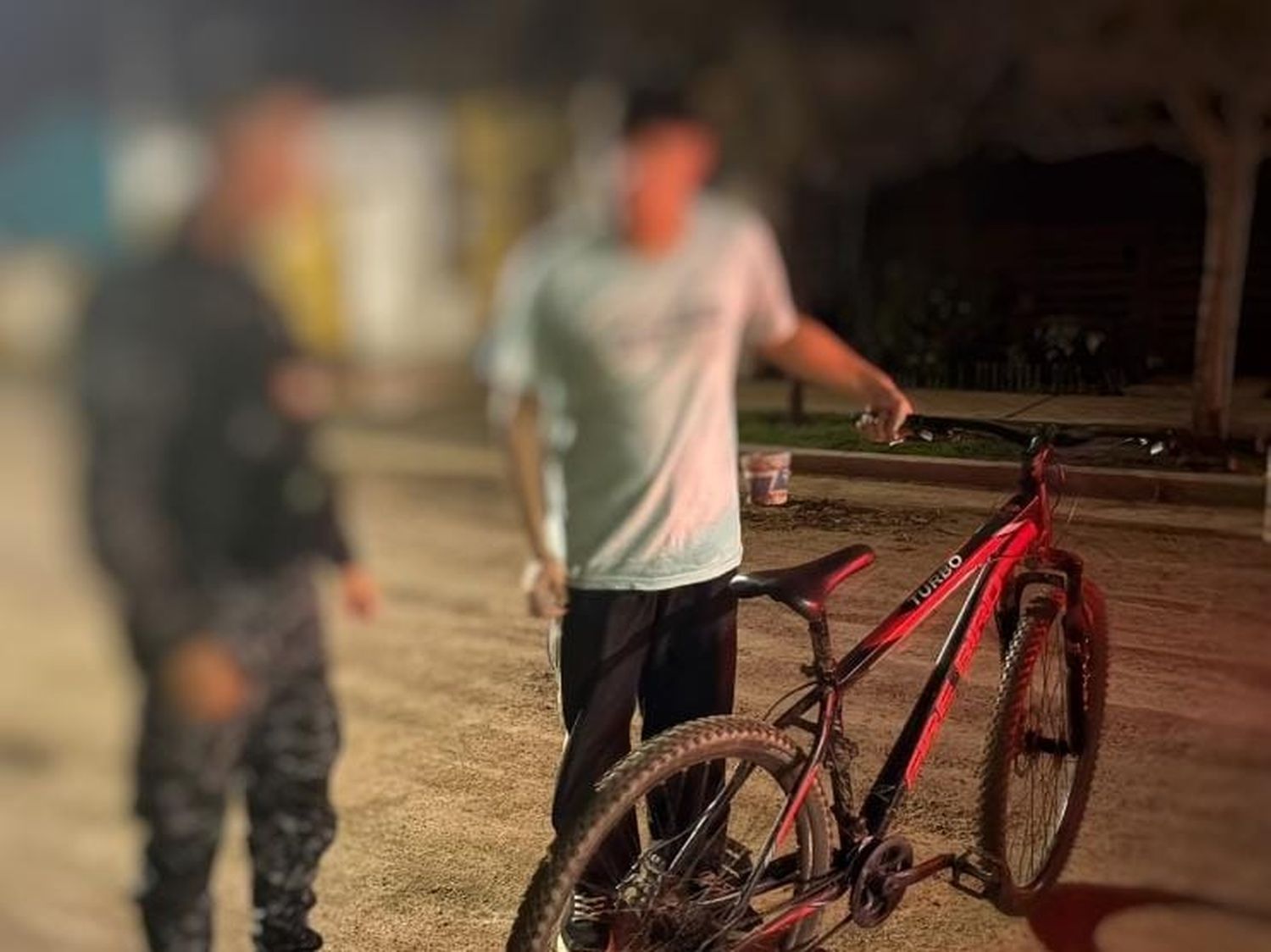 Secuestran una moto robada en el Hospital Iturraspe y recuperan una bicicleta sustraída en barrio Bouchard