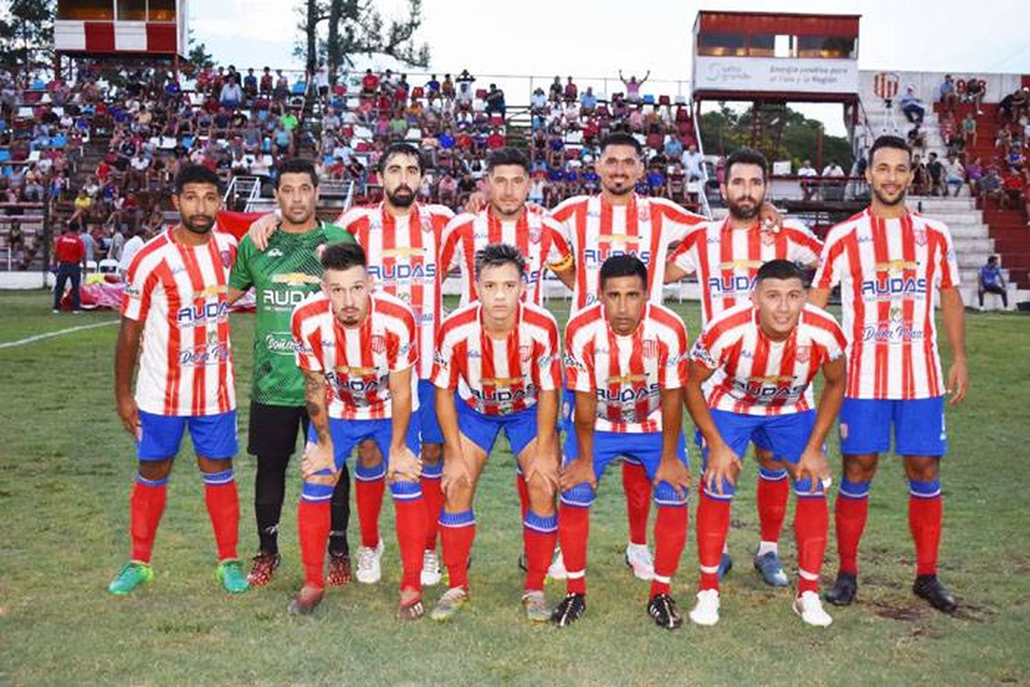 Mañana domingo, Libertad  recibe a Atlético Paraná,  en el Parque Mitre