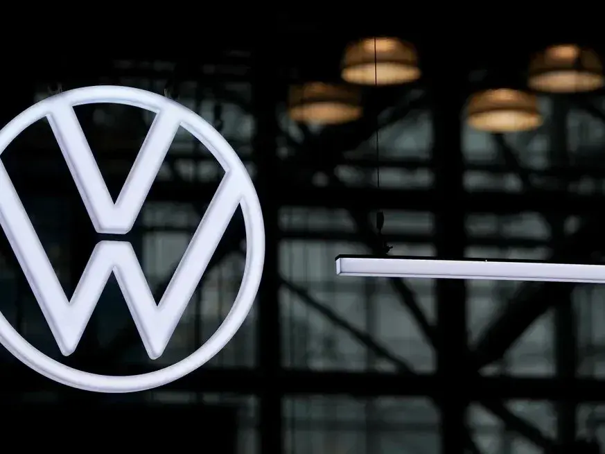 Una falla por corrosión en tornillos de la dirección obligó a revisar más de dos millones de autos en el mundo. La medida busca prevenir pérdidas de control. Foto: REUTERS / David 'Dee' Delgado