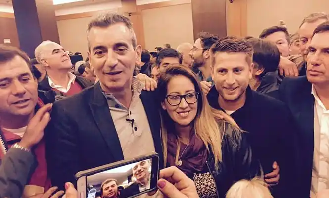 Randazzo junto a los pilarenses Domínguez y Pérez.