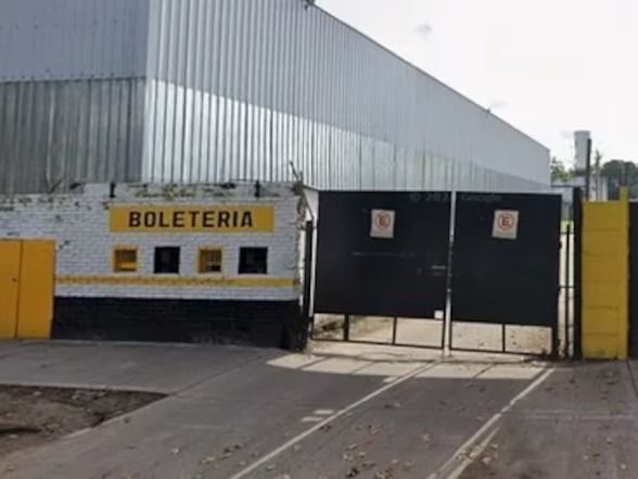 Dylan Vergara, de 25 años de Real Pilar, fue aprehendido en uno de los ingresos al estadio de Comunicaciones.