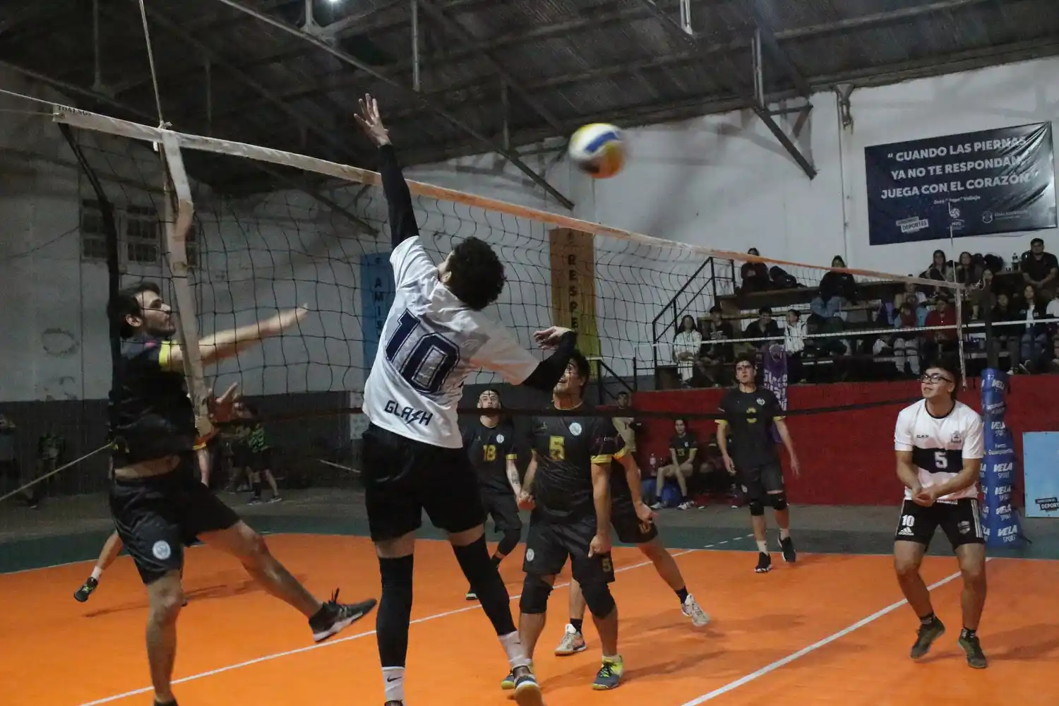 Imagen de un encuentro de Gimnasia masculino de este fin de semana.