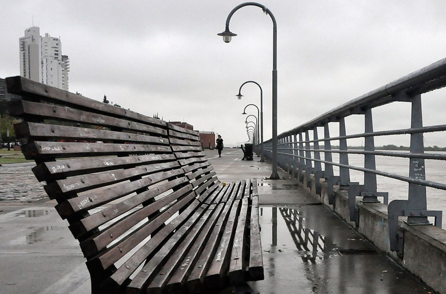 Cuarentena bajo el agua en Rosario: se esperan lluvias al menos hasta el jueves