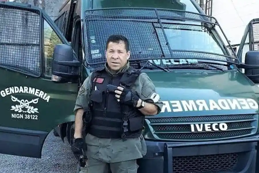 Murió un gendarme baleado el sábado a la noche en su casa en Rosario