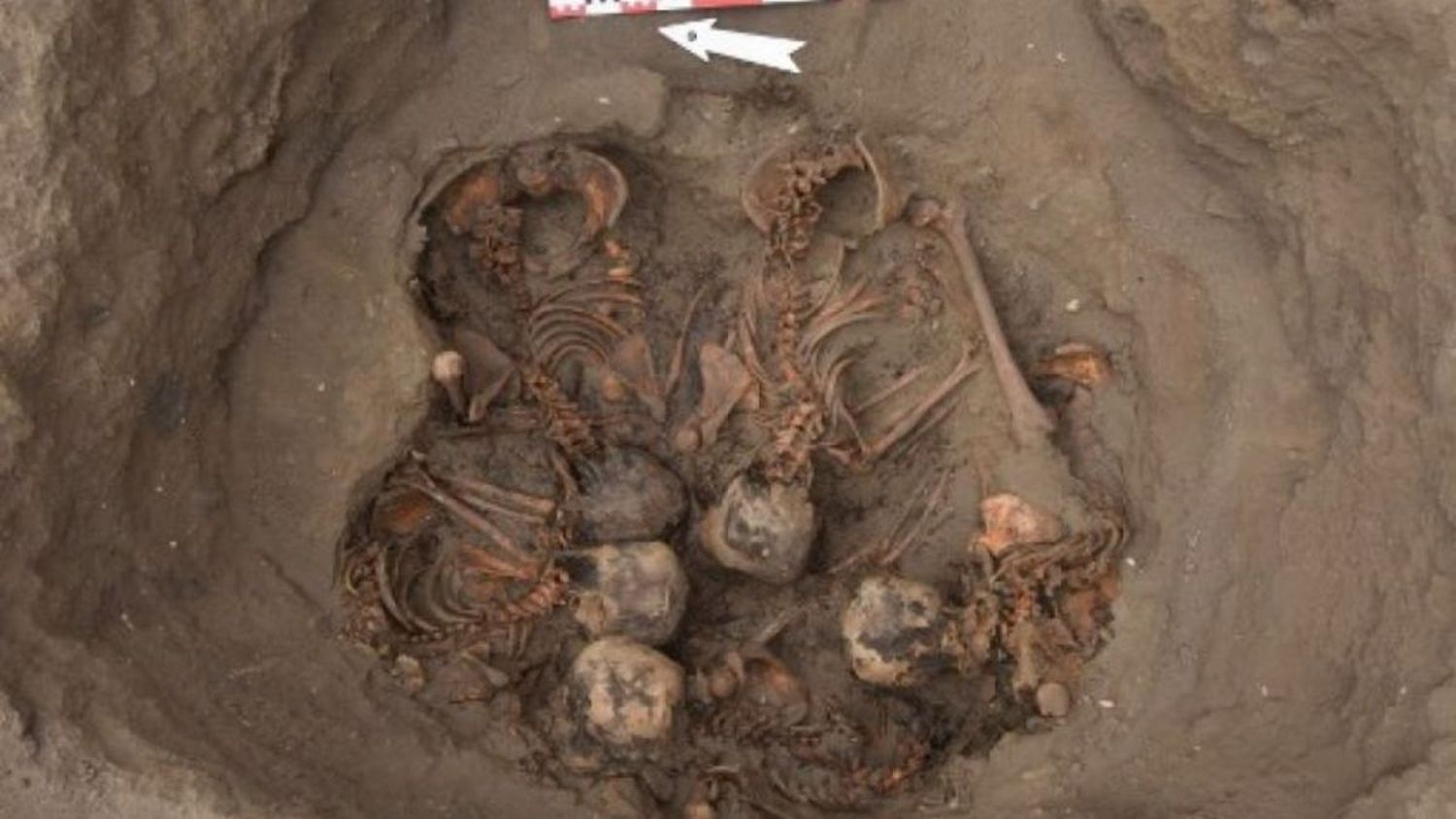 ¡HALLAN 76 TUMBAS DE NIÑOS! Les abrían el pecho, les sacaban el corazón y lo ofrecían a los dioses