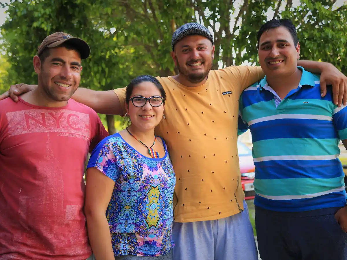 Espectáculos en vivo y una feria artesanal para una movida solidaria 