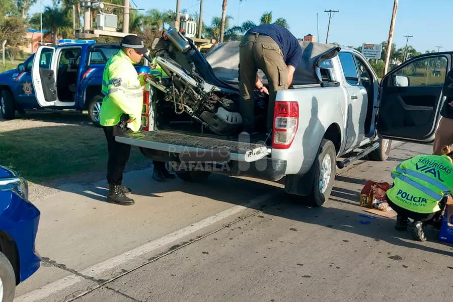 Viajaba por la Ruta Nacional 34 con una camioneta y una moto con pedido de secuestro: terminó detenido