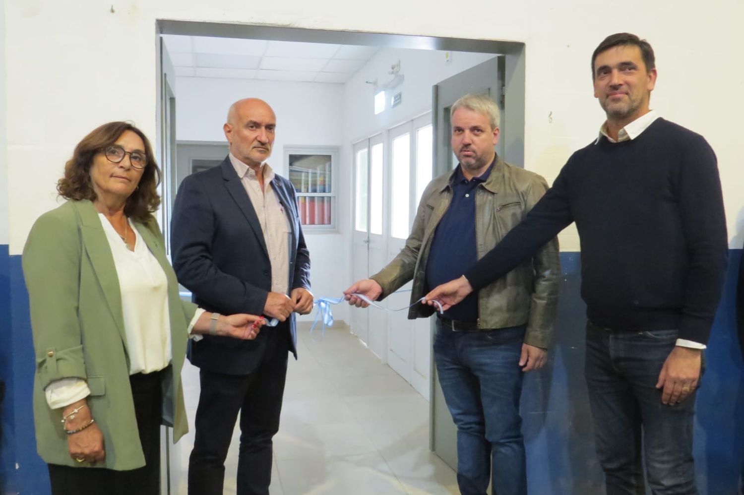 Se inauguraron las nuevas aulas taller y se realizó la entrega de certificados en la Universidad Barrial