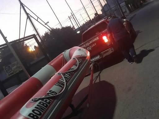 Bomberos de Gualeguay viajan a Tala para colaborar en la búsqueda del joven desaparecido